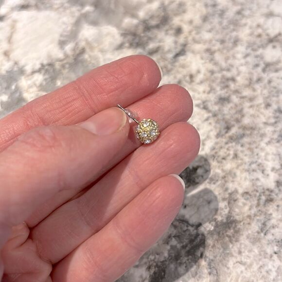FREE W/Bundle Crystals and gold ball earring - Picture 1 of 5